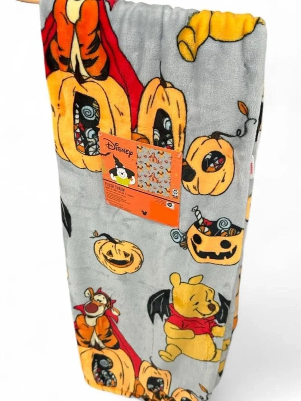 Disney Winnie the Pooh Halloween Plush Throw - Gray & Orange